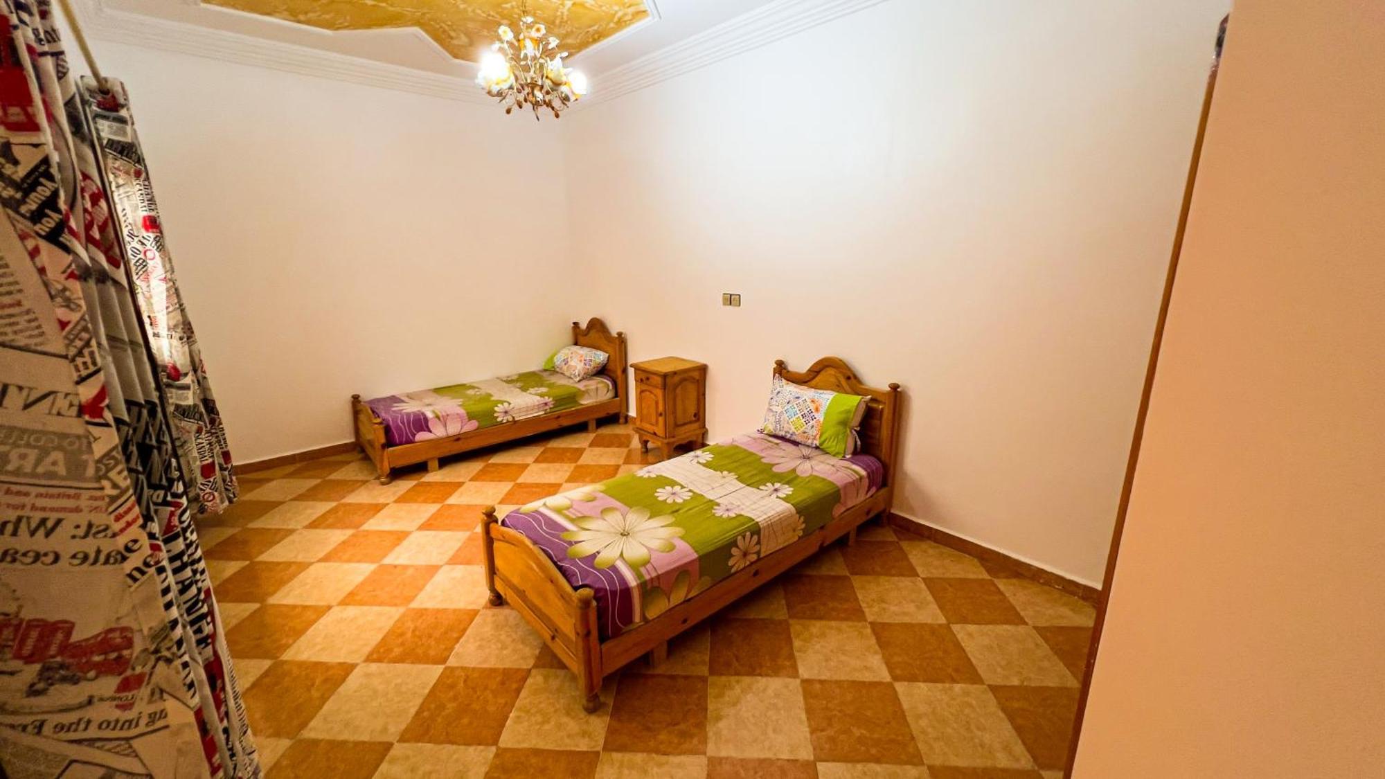 Dar Haut De Gamme Et A Un Prix Imaginaire Hostcom For Families Only 우즈다 외부 사진