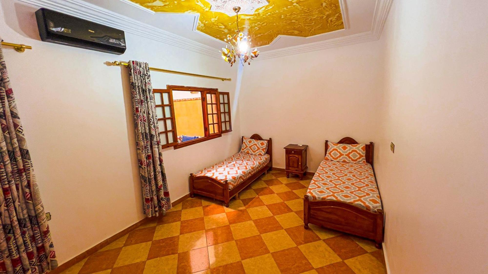 Dar Haut De Gamme Et A Un Prix Imaginaire Hostcom For Families Only 우즈다 외부 사진